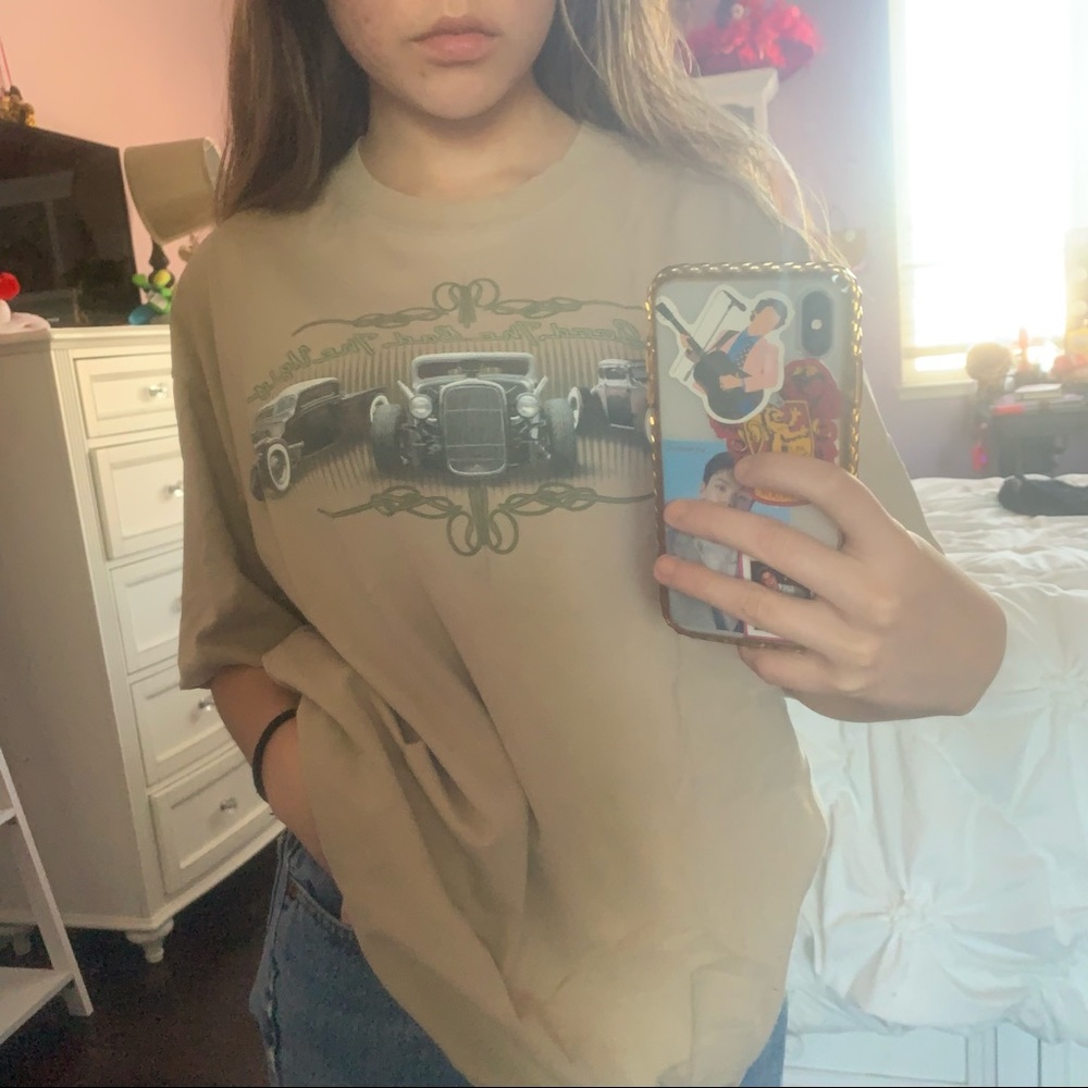 Oversized Graphic Tee - Picture 3 of 3